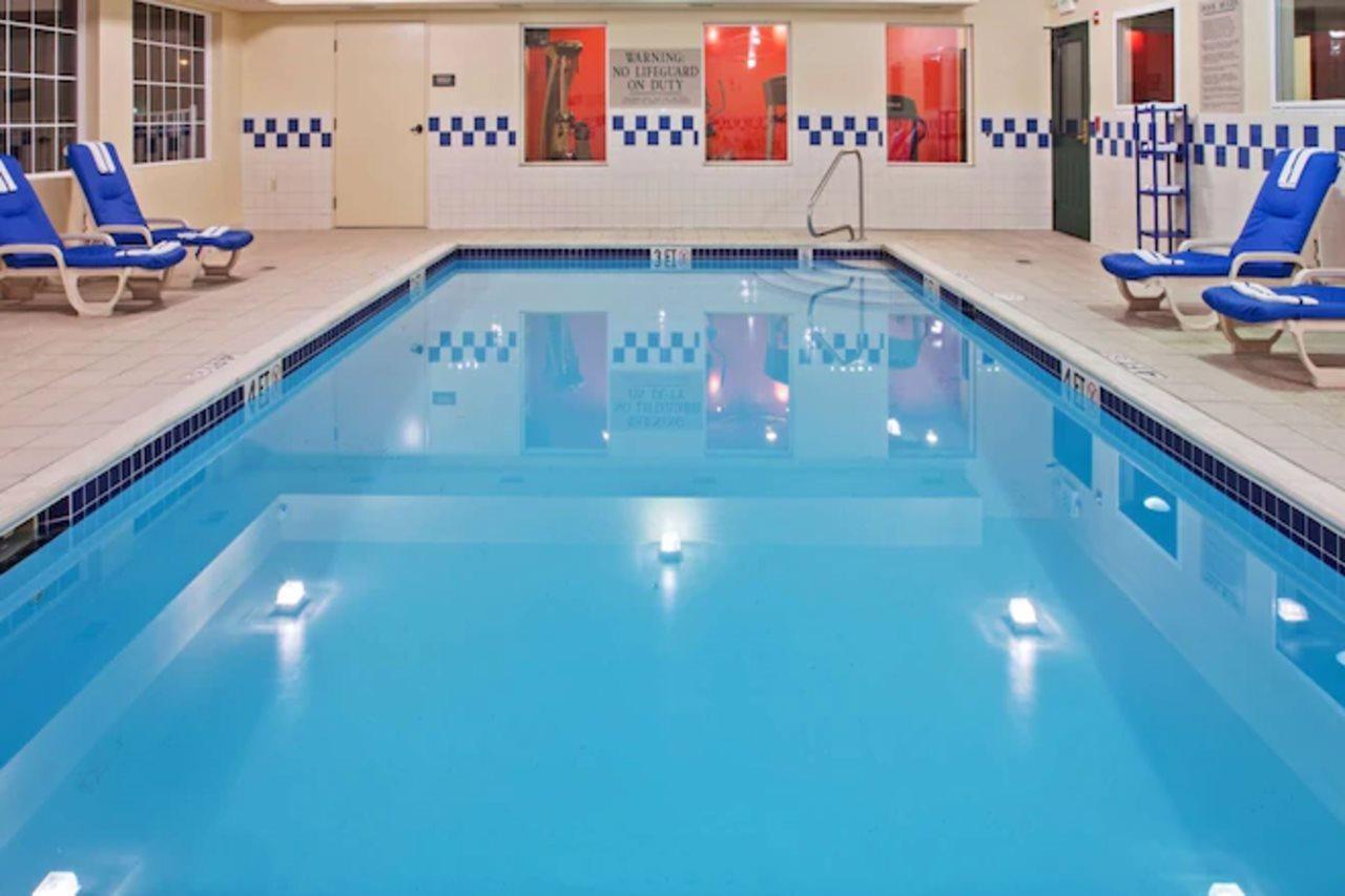 Wingate By Wyndham Youngstown - Austintown Eksteriør billede