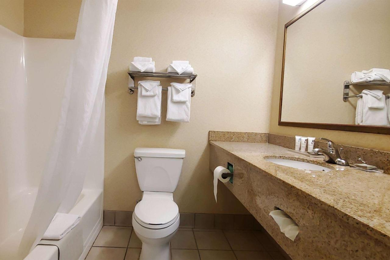 Wingate By Wyndham Youngstown - Austintown Eksteriør billede