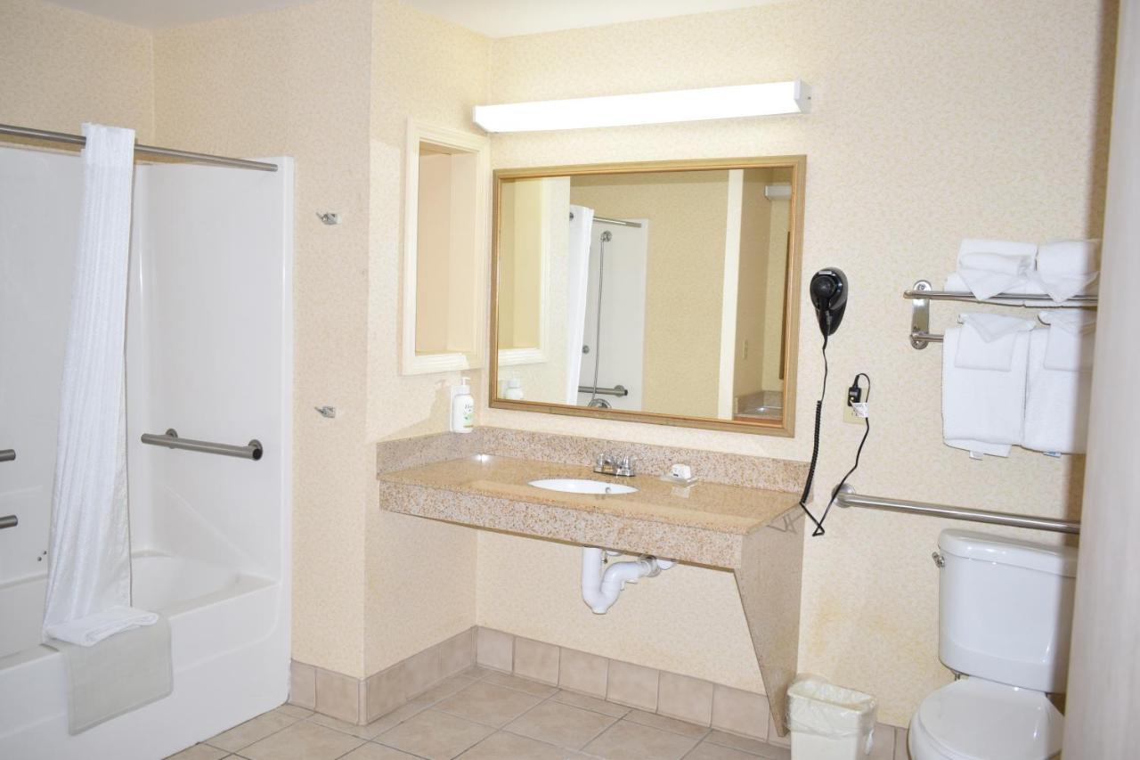 Wingate By Wyndham Youngstown - Austintown Eksteriør billede